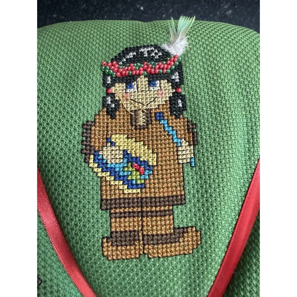 Vtg Handmade Christmas Needlepoint Pillow 18